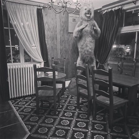 Van Gilder Hotel スワード エクステリア 写真