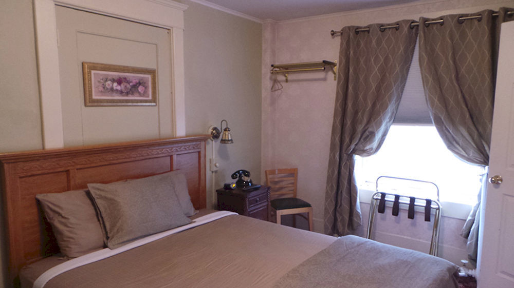 Van Gilder Hotel スワード エクステリア 写真